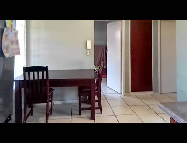 2 BEDROOM TOWNHOUSE FOR SALE IN ANNLIN